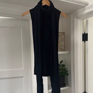 Donna Karan midnight navy cashmere ribbed Top with Scarf